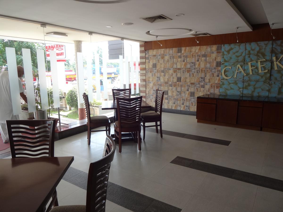 The Castello Residency Hotell Coimbatore Exteriör bild