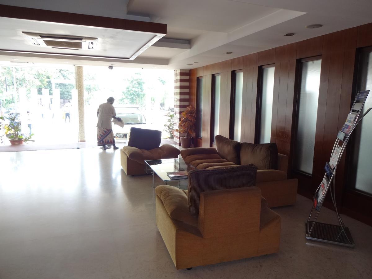 The Castello Residency Hotell Coimbatore Exteriör bild